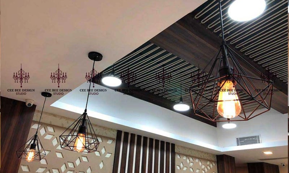 small gold shop interior design